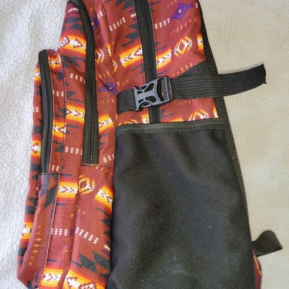 Native Print Utility Backpack - Picture 3 of 10
